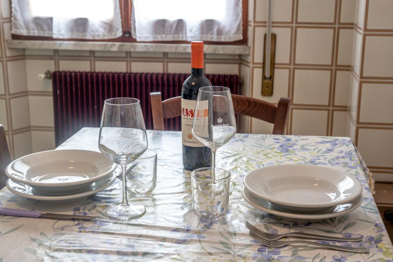 Iss Travel Apartments Casa Maria In Marina Di Massa Massa  Eksteriør bilde